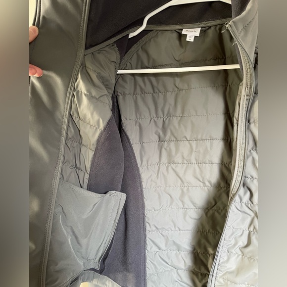 Bench Softshell Quilted Jacket - Picture 6 of 12
